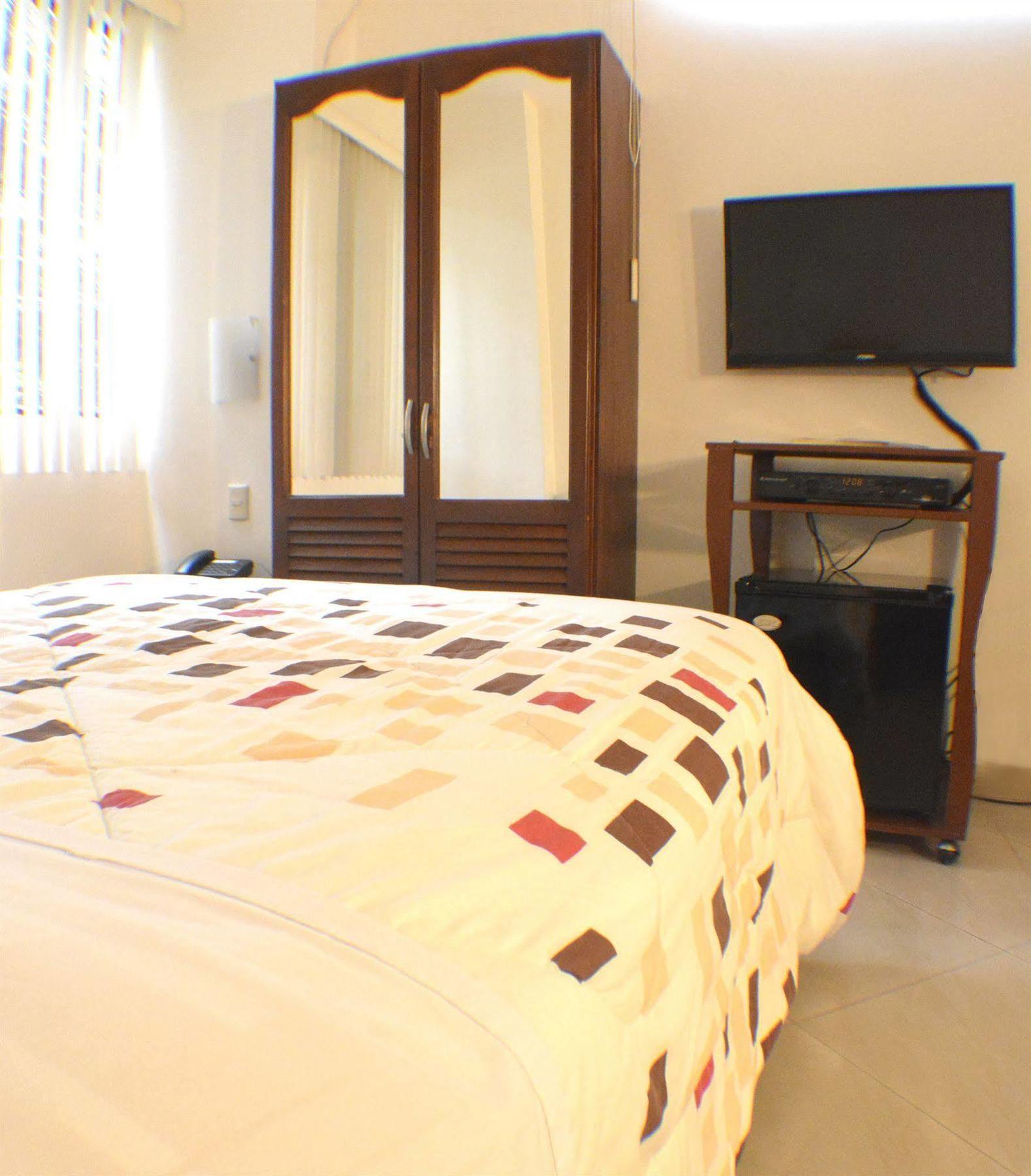 De Alborada Hotel